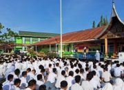 MPK Gelar Orasi Debat Calon Presiden OSIM MAN 2 Kota Padang