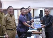 Fraksi-fraksi DPRD Sumbar Sampaikan Pandangan Akhir Terkait Ranperda Tentang Kemudahan Berusaha