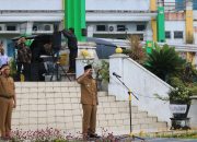 Hari Pertama Masuk Kantor, Bupati Safni Sikumbang Pimpin Apel Gabungan