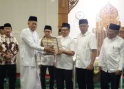 Didampingi Wawako, Tim Safari Ramadhan Provinsi Kunjungi Masjid Al Muttaqin Tanjung Pauh 