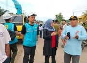 Wabup Dharmasraya Tinjau Putusnya Jalan Lintas Sumatera di Perbatasan Jambi-Sumbar