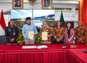 Kabar Gembira! Wako Fadly Siapkan Kuliah Gratis Bagi Mahasiswa Berprestasi ke Luar Negeri