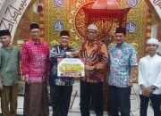 Ketua DPRD Sumbar Muhidi Safari Ramadhan di Masjid Darussalam Kolam Indah Cendana Mata Air