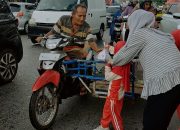 Ajarkan Berbagi Sejak Dini, Siswa Siswi TK Melati Ikhlas Bagikan Ratusan Takjil