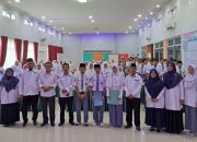 UPZ MAN 2 Padang Salurkan Zakat untuk Siswa, Satpam dan Petugas Kebersihan