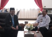 Kepala Kanwil Kemenkum Sumbar Alpius Silaturahmi dengan Wali Kota Payakumbuh Zulmaeta 