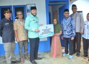 Wako Fadly Amran Resmikan Bedah Rumah Perumda AM di Air Dingin Balai Gadang 