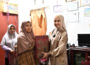 Istri Wali Kota Padang Berbagi Bahagia Jelang Idul Fitri di Panti Asuhan Anissa dan Darul Ma’arif