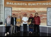 Delegasi IMLF dari 21 Negara Bakal Hadiri Panggung Baca Puisi Dunia IMLF-3 di Jam Gadang Bukittinggi 