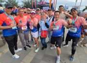 Peserta BOM Run 2025 Asal Jakarta Puji Keindahan dan Kebersihan Pantai Padang
