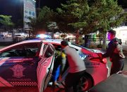 Cepat Tanggap Personel Polres 50 Kota Bantu Korban Laka Lantas di Fly Over Kelok 9