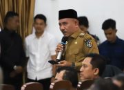 Bupati Safni Desak Pemprov Sumbar Beri Kewenangan Menertibkan Tambang Ilegal 