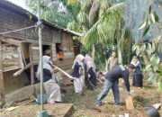 Ciptakan Lingkungan yang Bersih, Pimpinan dan Amil Pelaksana Baznas Sijunjung Lakukan Goro Bersama