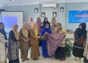 Wakil Ketua Dekranasda Payakumbuh Buka Pelatihan Ecoprint 