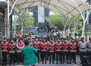 Polisi Bertindak Tegas Namun Humanis dalam Bubarkan Aksi di Polda Sumbar 