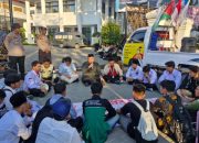 Mahasiswa Kammi Gelar Aksi Kritik 150 Hari Kepemimpinan Prabowo-Gibran di DPRD Sumbar