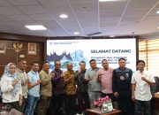 Pimpinan dan Anggota Komisi I, II dan III DPRD Solsel konsultasi terkait Tugas Komisi ke DPRD Sumbar