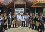Hadiri ‘Manjalang’ di Rumah Gadang Mandeh Rubiah, Wabup Risnaldi Apresiasi Pelestarian Tradisi Adat