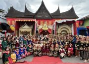 Bupati Hendrajoni ; Tradisi Bakhatib Adat Nagari Baruang-Baruang Balantai Sarat Nilai Adat dan Agama