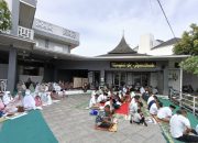 Warga Kampung Lapai dan Olo Nanggalo Padati Sholat Ied di Masjid Ar-Raudhah, Hingga Meluber ke Halaman