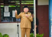 Jadi Pembina Upacara di SMPN 23 Padang, Wawako Maigus Nasir : Rebut Bonus Demografi 