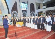 Wali Kota Fadly Amran Kukuhkan Pengurus Majelis Taklim Yasin Sumbar 