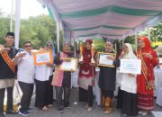 Kecamatan Koto Tangah Raih Dua Penghargaan Lomba Masak Serba Ikan Padang 2025