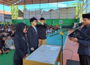 Presiden MAN 2 Padang Imanuddin Lantik Gubernur-Wagub P5RA MAN 2 Tahun 2025