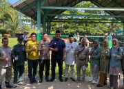 Wabup Pasbar Tinjau Langsung Ketersediaan dan Kesehatan Hewan Kurban di Pasar Ternak Simpang Tiga