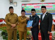 Bupati Sampaikan Jawaban Atas Pemandangan Umum Fraksi-fraksi DPRD Tanah Datar