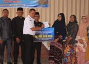 Pemko Payakumbuh Serahkan Bansos untuk 119 KPM, untuk Tingkatkan Ekonomi Keluarga 