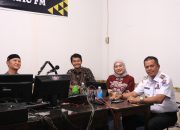 Wawako Payakumbuh Elzadaswarman Talkshow dengan Universitas Terbuka di Harau FM