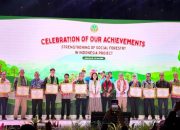 Kabupaten Limapuluh Kota Raih Penghargaan Program Strengthening of Social Forestry dari Menteri Kehutanan 