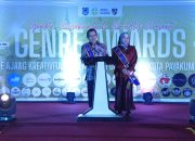 Zulmaeta dan Eni Muis Dikukuhkan Sebagai Ayah dan Bunda GenRe Kota Payakumbuh