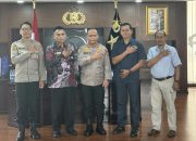 Hari Bhayangkara ke-79, KUKMI Sumbar Support Rekor MURI Memasak 1 Ton Rendang