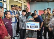 Sigap! Wawako Maigus Nasir Antarkan Bantuan Kebakaran Sehari Pasca Kejadian