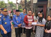 Wakil Wali Kota Padang Maigus Nasir Serahkan Bantuan untuk Korban Kebakaran di Parak Laweh Pulau Aia