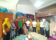Dalam Rangka HUT ke-63, PWRI Kota Padang Berbagi Tali Kasih