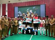 Well of Sanora/Alfiadi Jawara Turnamen Badminton Eksekutif-Legislatif HJK Padang ke-356 