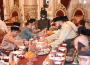 Wako Padang Fadly Amran Jamu Menteri Ekraf dan Presiden DMDI Makan Bajamba