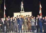 Wali Kota Padang Fadly Amran Ikuti Apel Kehormatan dan Renungan Suci di TMP Kuranji