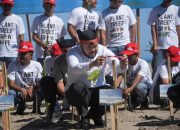 Wako Padang Fadly Amran Apresiasi Penanaman Mangrove Yayasan Astra di Pantai Pasir Jambak