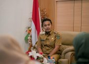 Gerak Cepat Pemprov Sumbar Tindaklanjuti Video Viral Bidan di Pasaman Seberangi Sungai Demi Pasien