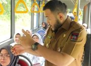 Wako Fadly Amran Naik Bus Trans Padang dari Bungus, Dengarkan Langsung Aspirasi Penumpang 