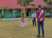 Jadi Pembina Upacara di SMPN 5 Kapur IX, Wabup Motivasi Siswa Jadi Pahlawan Bagi Orang Tua.