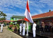 MAN 2 Padang Gelar Upacara HUT ke-80 RI, Siswa Bacakan UUD 1945 Tanpa Teks