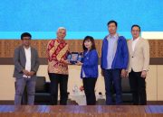 BCA Berbagi Ilmu, Lianawaty : Mahasiswa Unand Harus Adaptif, Tangguh dan Terampil 
