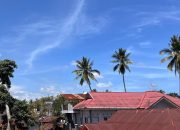 Langit Biru Cerah di Atas Ranah Minang Pasca Gerhana Bulan Total