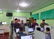 Plt Kakanwil Kemenag Sumbar Tinjau Pelaksanaan OMI 2025 di MAN 2 Padang