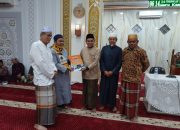 Melalui Infak Jamaah Masjid Al Amilin, Pengurus Umrohkan Imam Masjid ke Baitullah